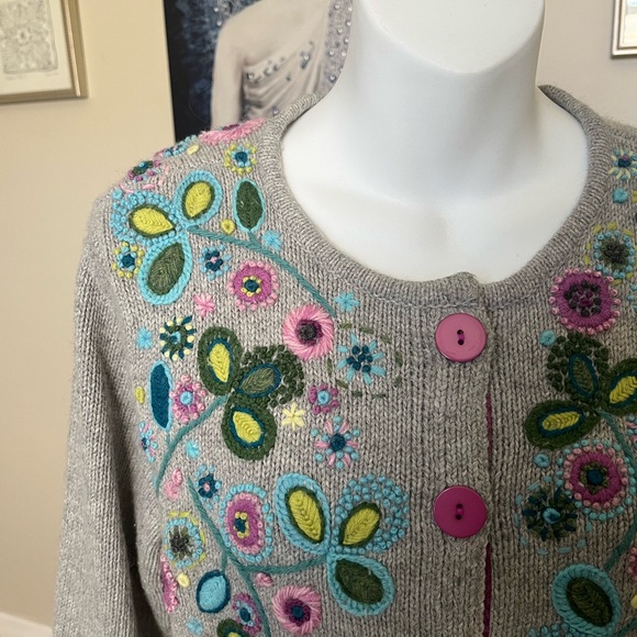 Vintage Talbots Petites Floral Embroidered Wool & Angora Cardigan Sweater Top S - Picture 6 of 9